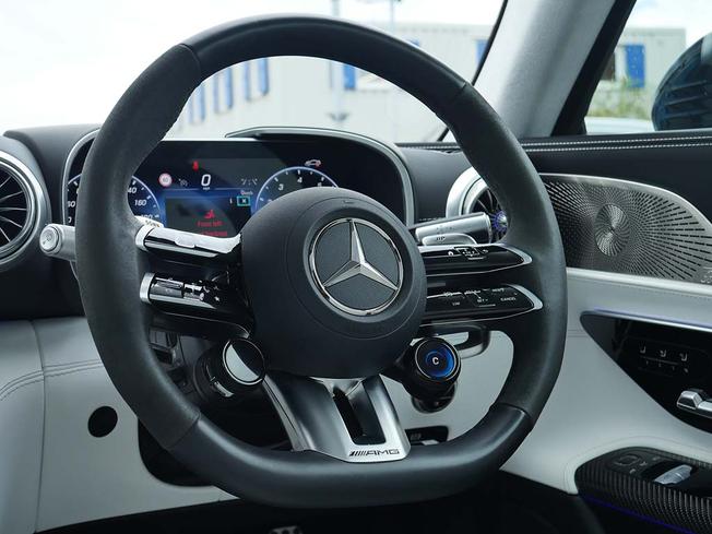 MERCEDES-BENZ AMG GT Photo 43