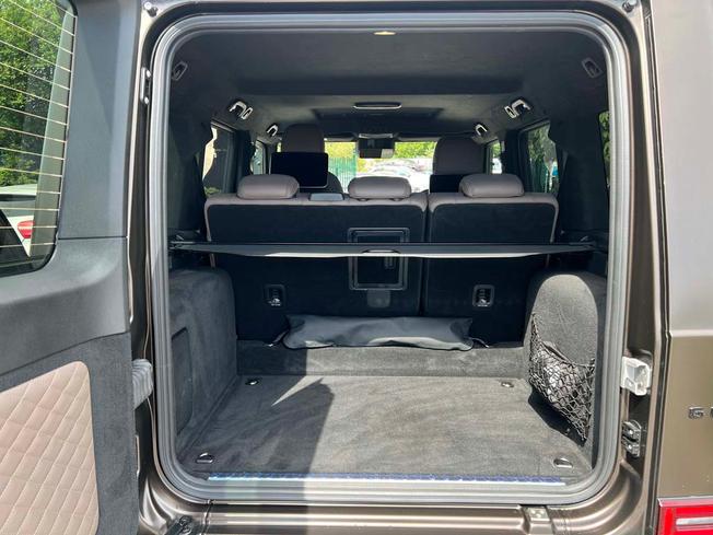 Mercedes-Benz G Class Photo 9
