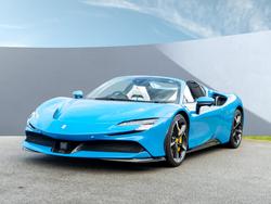 FERRARI SF90 Spider Photo 2