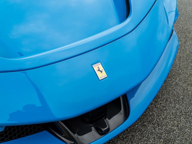 FERRARI SF90 Spider Photo 29