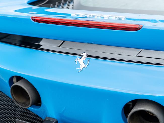 FERRARI SF90 Spider Photo 34