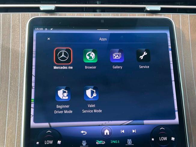 MERCEDES-BENZ Eqs Photo 35