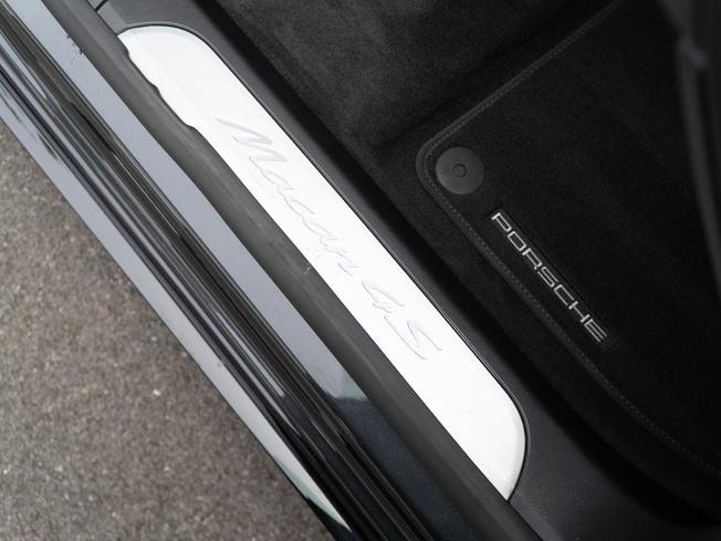 PORSCHE Macan Photo 29