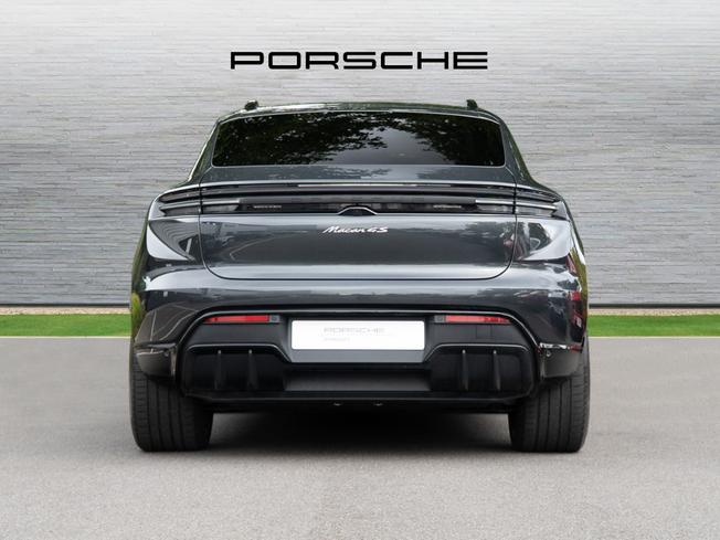 PORSCHE Macan Photo 7
