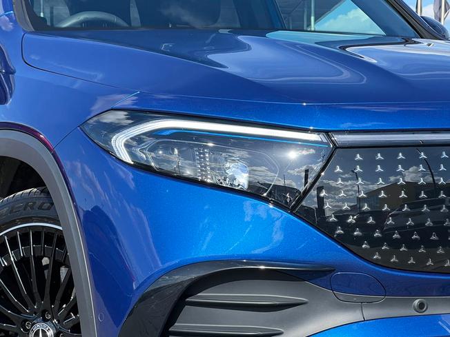 MERCEDES-BENZ Eqb Photo 13