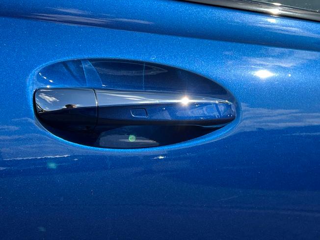 MERCEDES-BENZ Eqb Photo 15
