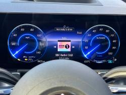 MERCEDES-BENZ Eqb Photo 4