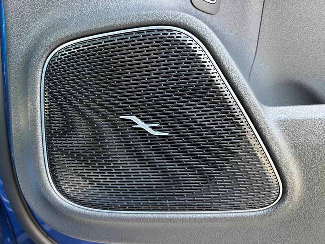 MERCEDES-BENZ Eqb Photo 40