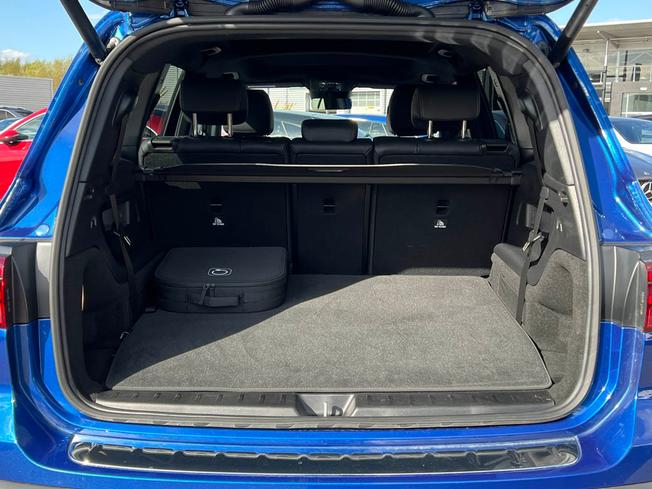 MERCEDES-BENZ Eqb Photo 9