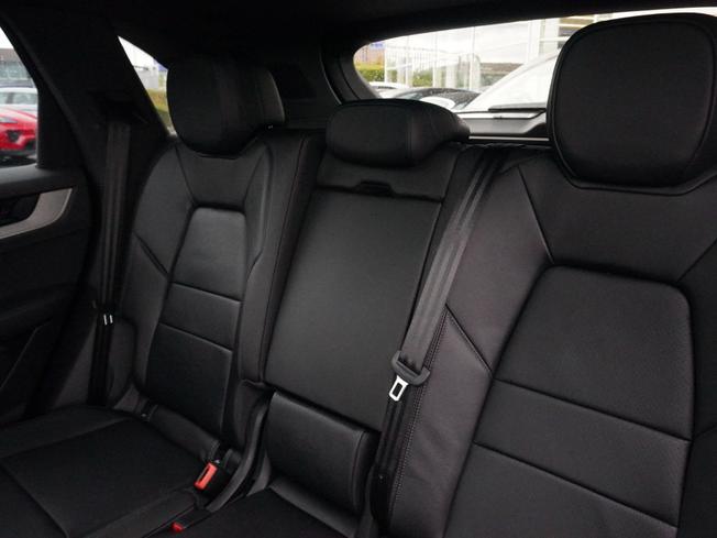 PORSCHE Cayenne Photo 10