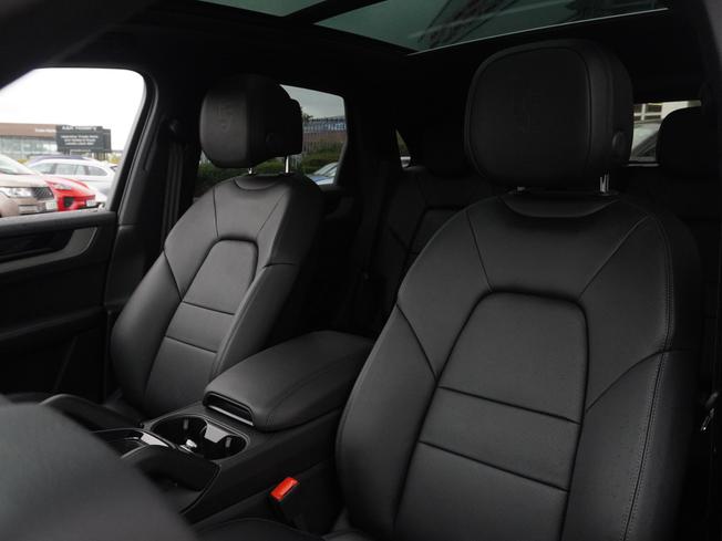 PORSCHE Cayenne Photo 11