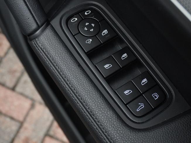 PORSCHE Cayenne Photo 24