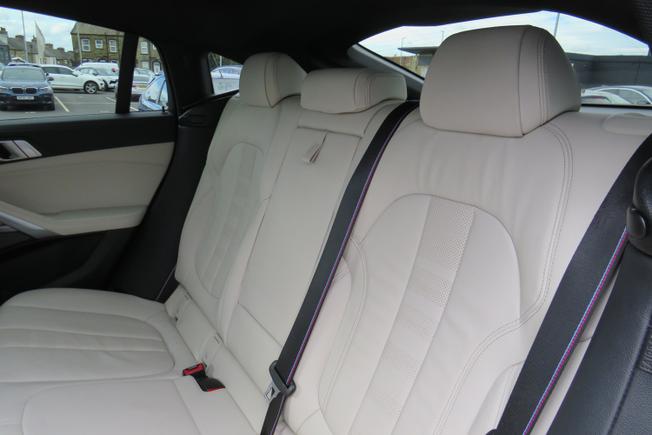 BMW X6 Photo 18