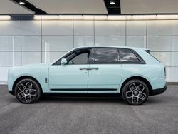 ROLLS-ROYCE Cullinan Photo 3