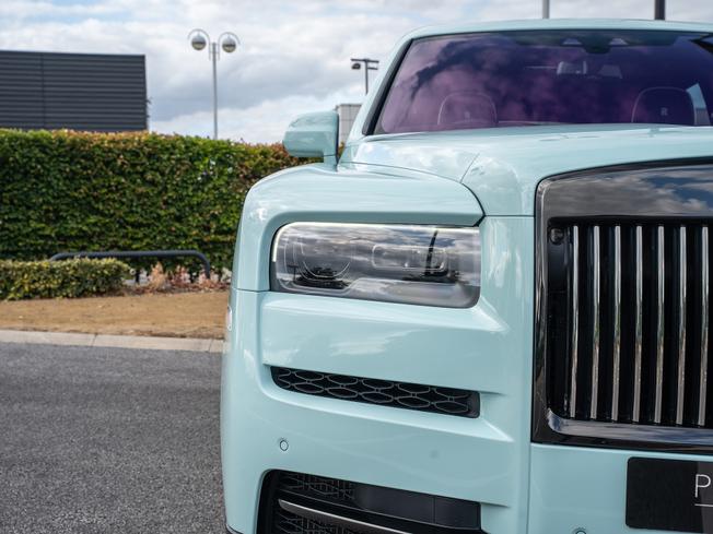 ROLLS-ROYCE Cullinan Photo 39