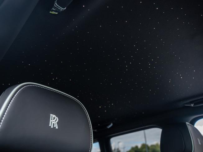ROLLS-ROYCE Cullinan Photo 43