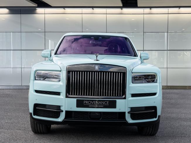 ROLLS-ROYCE Cullinan Photo 7
