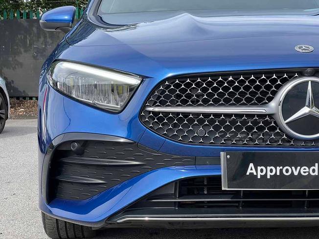 MERCEDES-BENZ A Class Photo 18