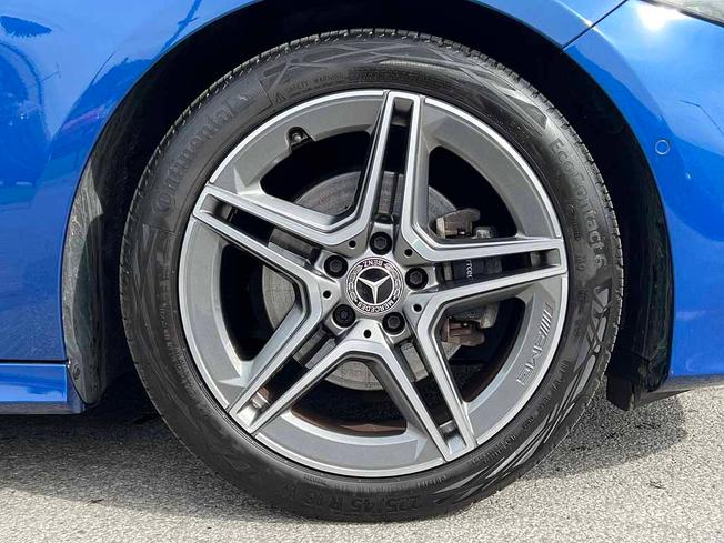 MERCEDES-BENZ A Class Photo 6