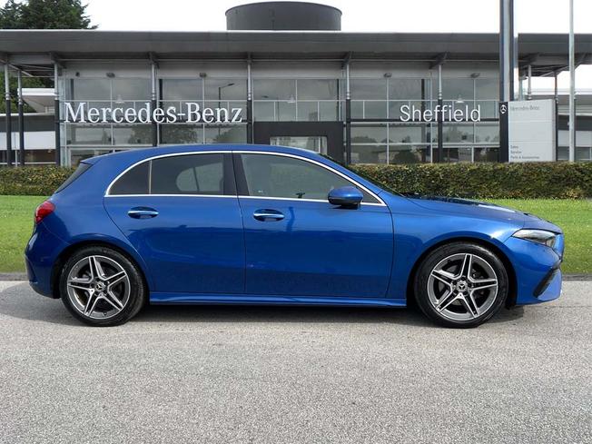 MERCEDES-BENZ A Class Photo 7