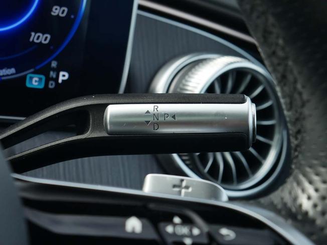 MERCEDES-BENZ Eqs Photo 14