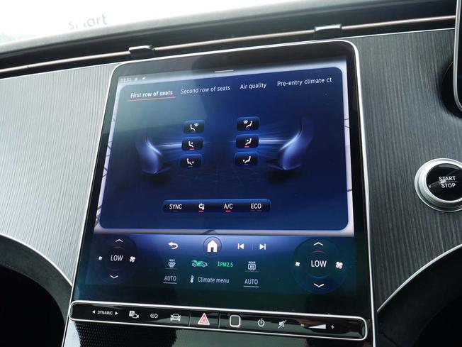 MERCEDES-BENZ Eqs Photo 23