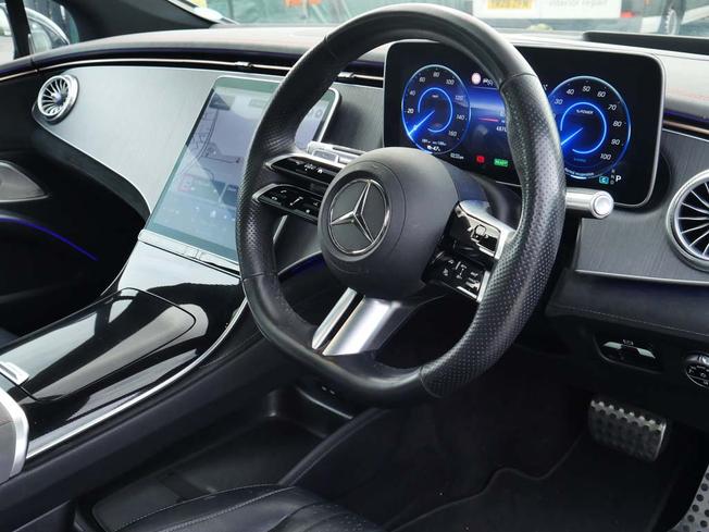 MERCEDES-BENZ Eqs Photo 36