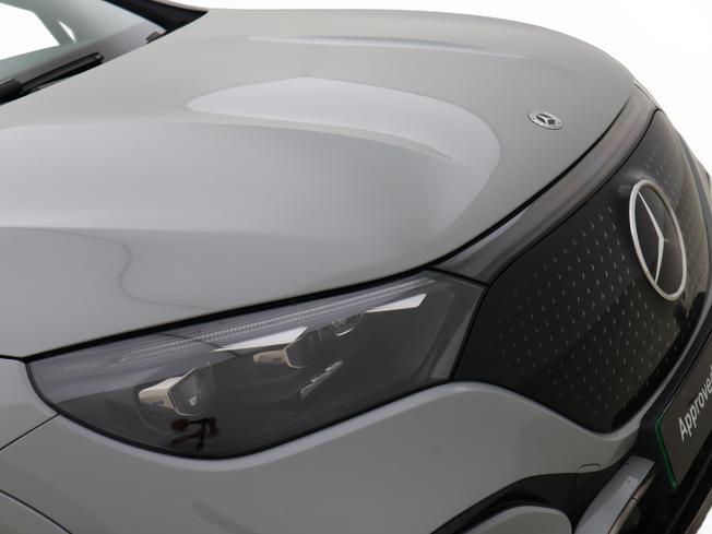 MERCEDES-BENZ EQE Photo 17