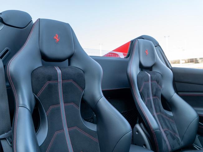 FERRARI 488 Spider Photo 22