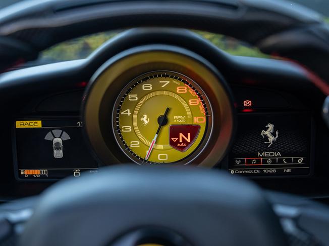 FERRARI 488 Spider Photo 33