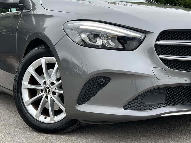 MERCEDES-BENZ B Class Photo 12