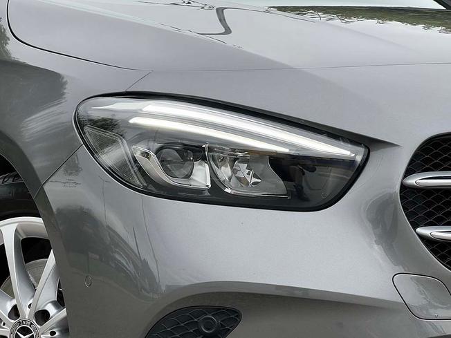 MERCEDES-BENZ B Class Photo 14