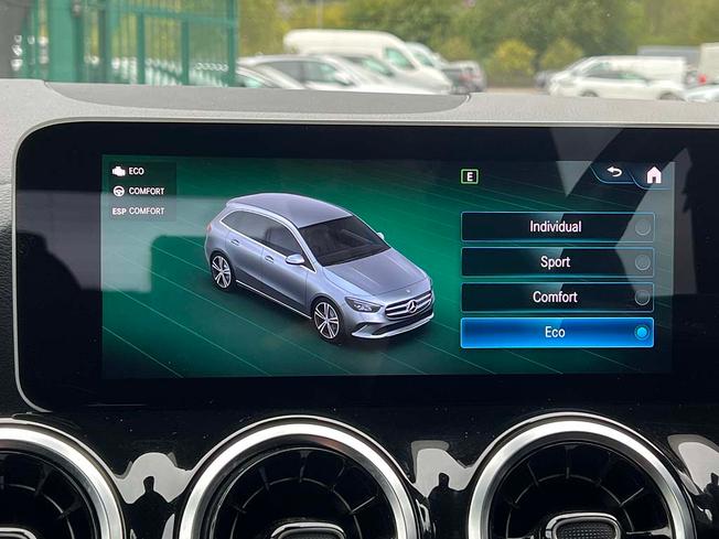 MERCEDES-BENZ B Class Photo 30