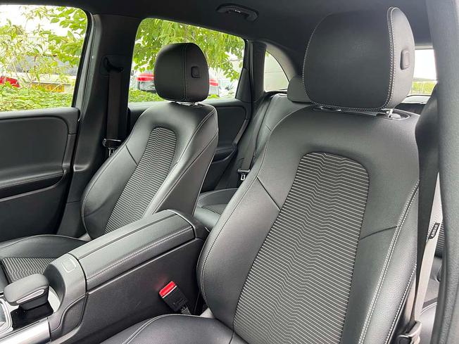 MERCEDES-BENZ B Class Photo 43