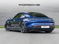 PORSCHE Taycan Photo 2