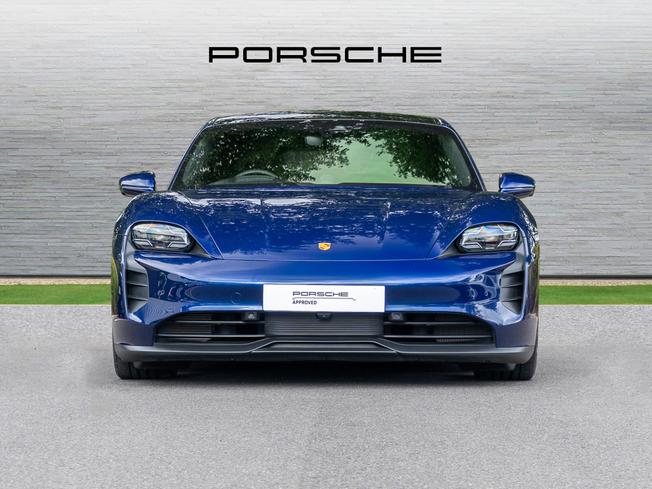 PORSCHE Taycan Photo 6