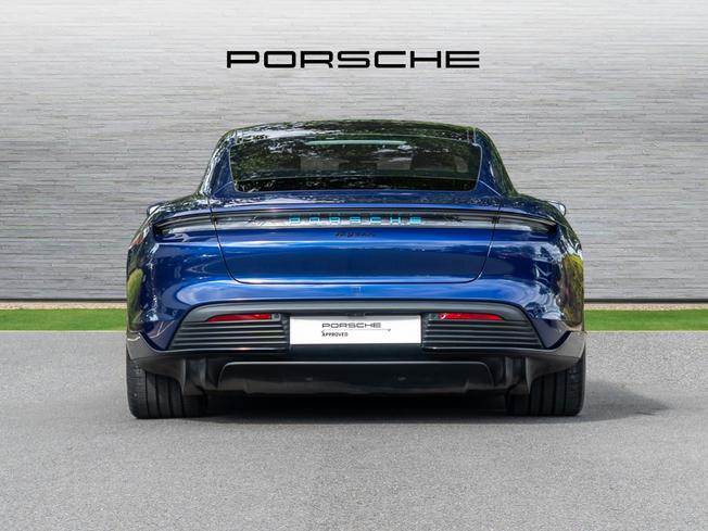 PORSCHE Taycan Photo 7