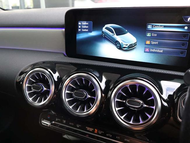 MERCEDES-BENZ A Class Photo 48