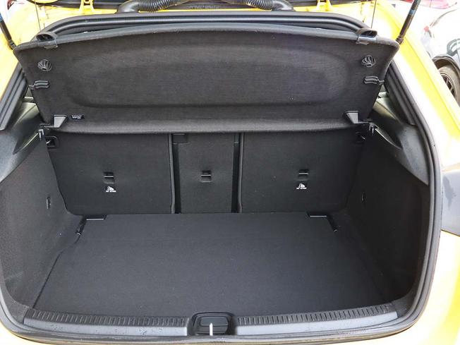 MERCEDES-BENZ A Class Photo 9