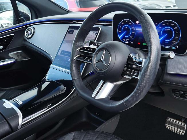 MERCEDES-BENZ Eqe Photo 3