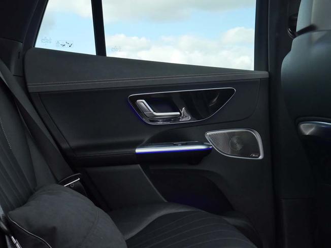 MERCEDES-BENZ Eqe Photo 38