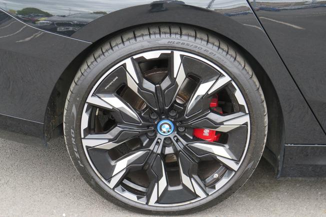BMW I5 Photo 11