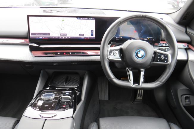 BMW I5 Photo 23