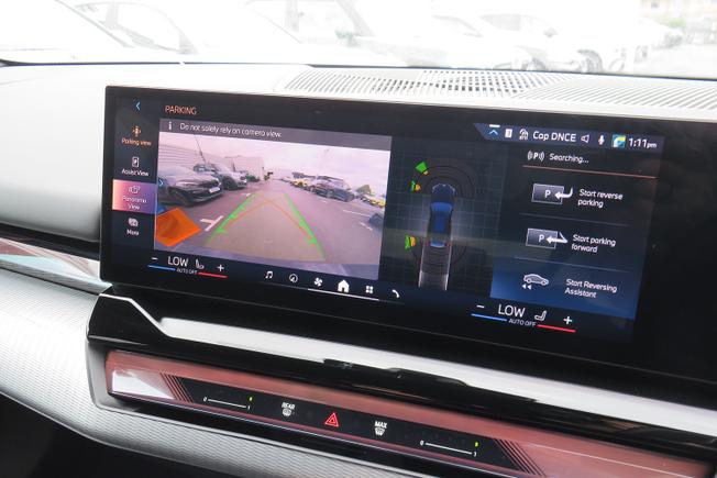 BMW I5 Photo 31