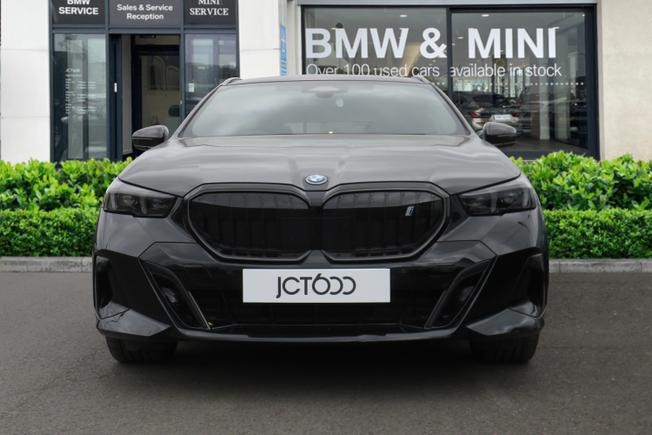 BMW I5 Photo 4
