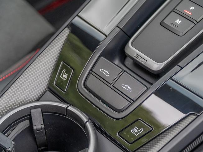 PORSCHE 911 Photo 30