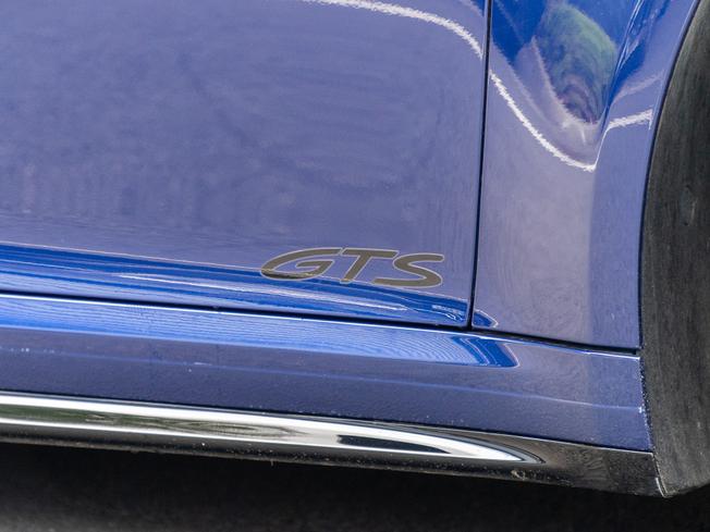 PORSCHE 911 Photo 41