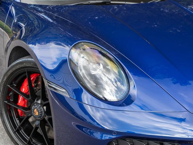 PORSCHE 911 Photo 43