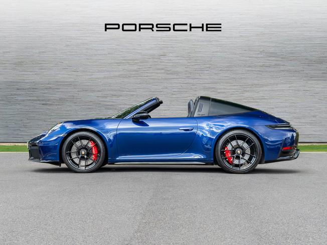 PORSCHE 911 Photo 6