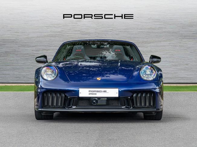 PORSCHE 911 Photo 7